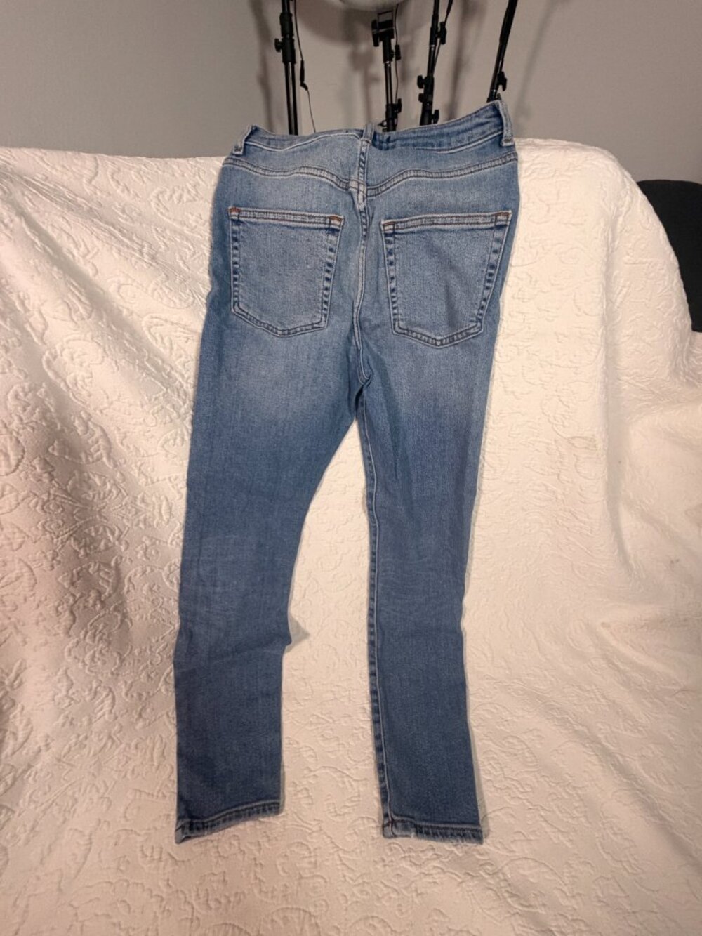 Forever 21 Women's High Waisted Jean Capris - Picture 4 of 9